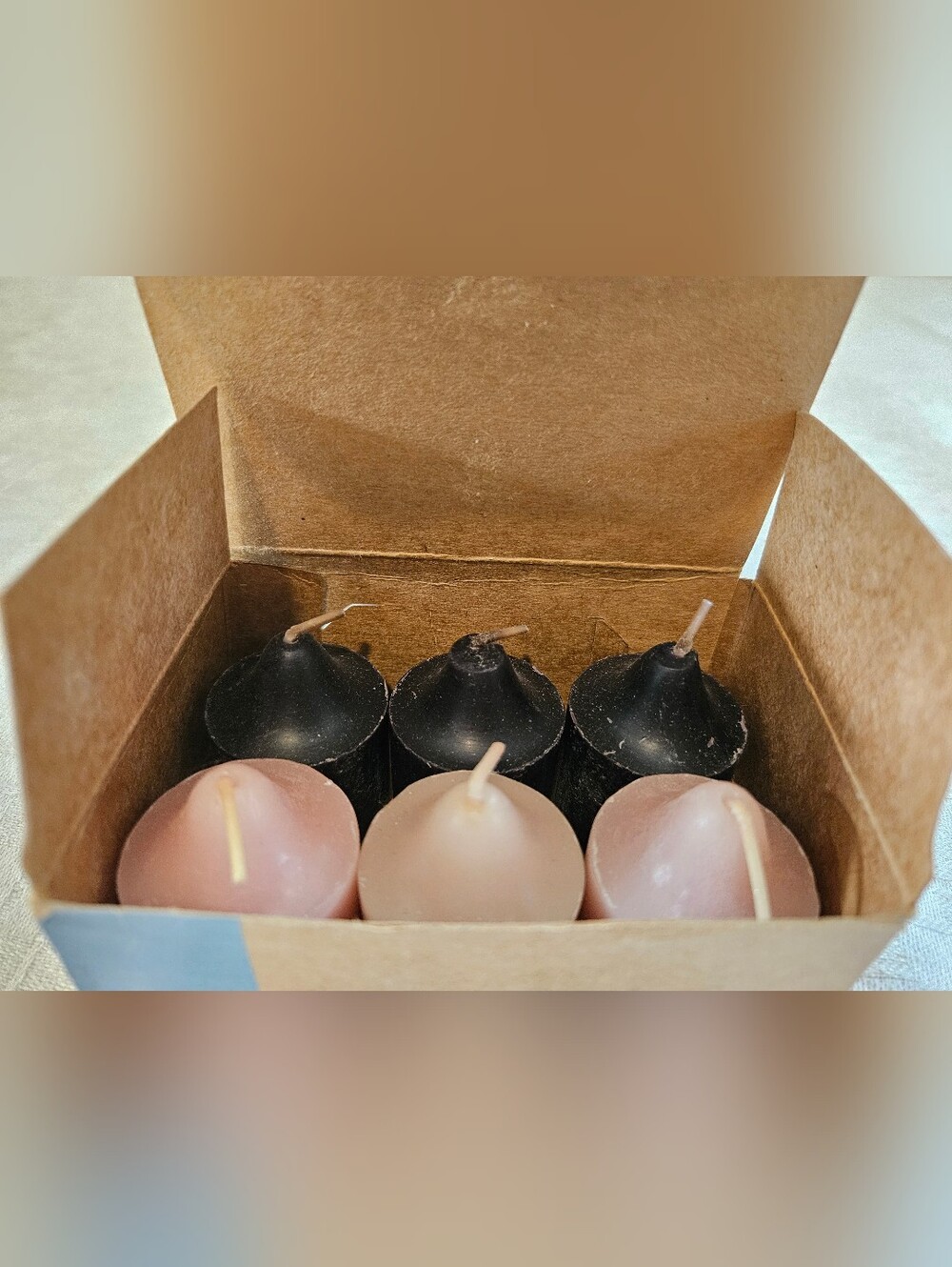 partylite Black Vanilla Mixed Box Votive Candles